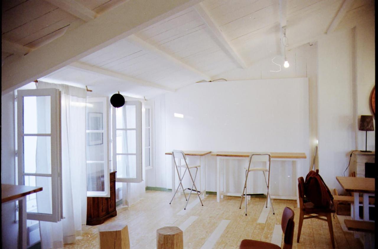 Logement Design A Loix-En-Re - 2 Etoiles - Centre Village Eksteriør billede